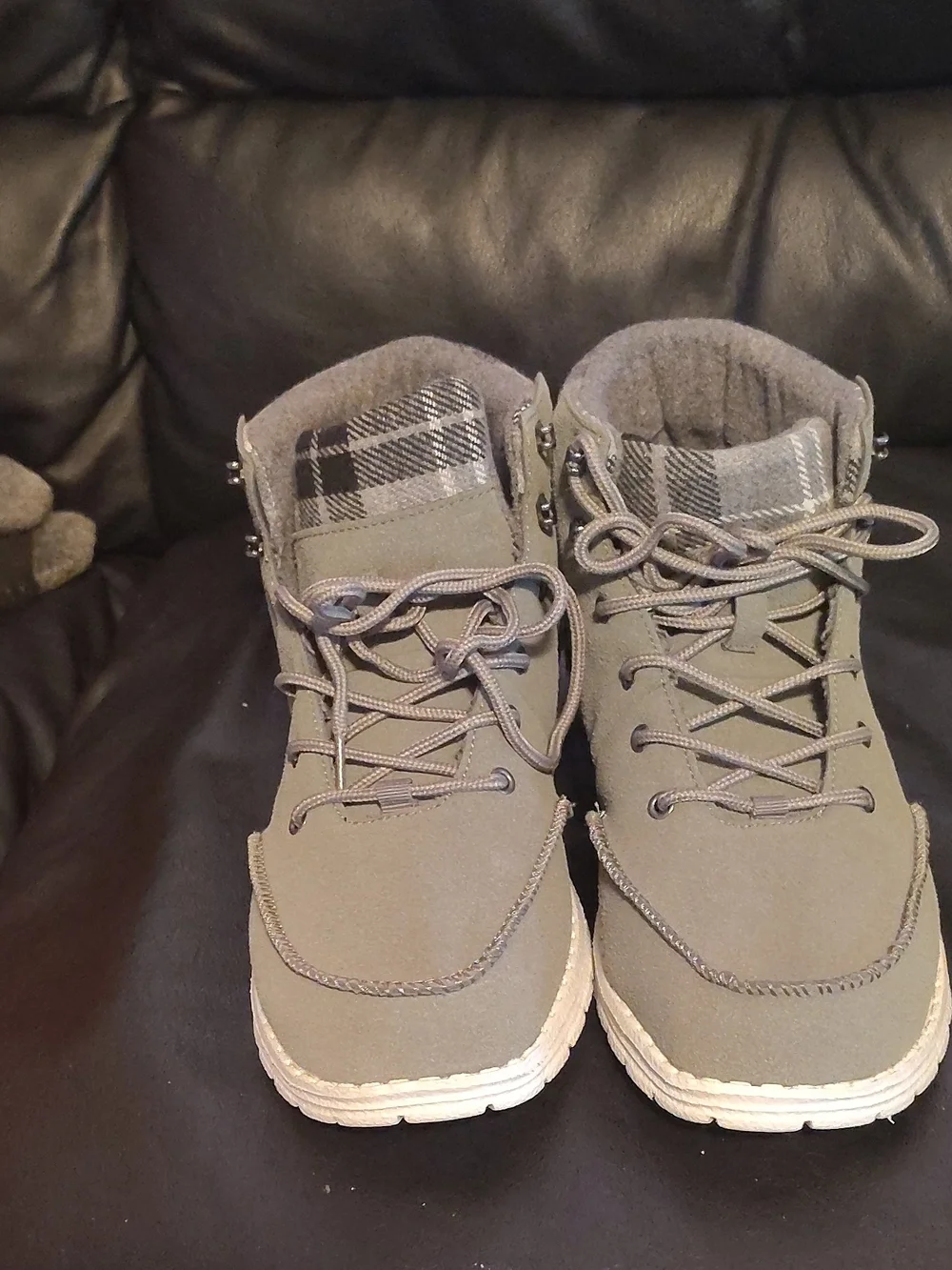 Frogg Togg Gray Suede Lace-Up Ankle Boot Sneakers